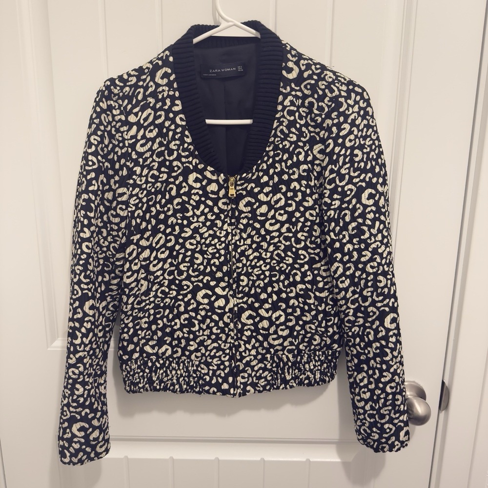 Zara Woman Quilted Jacket Black Ivory Design Full Zip Elastic Waist Size Small